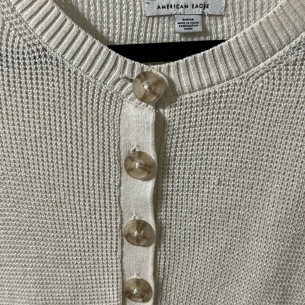 Women’s top - Picture 2 of 2